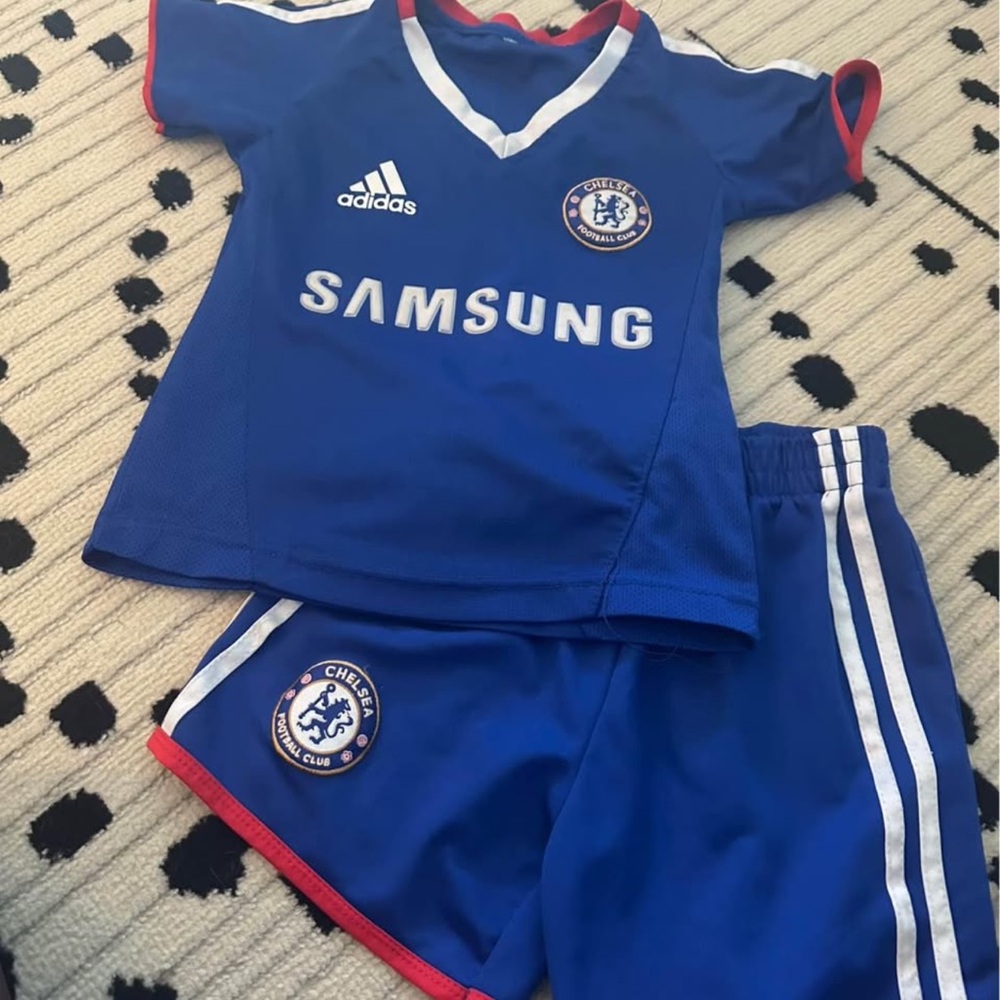 Adidas Kids Blue Chelsea FC Shirt & Shorts Set